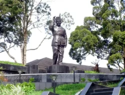Taman Monumen Proklamator Bung Hatta di Bukittinggi
