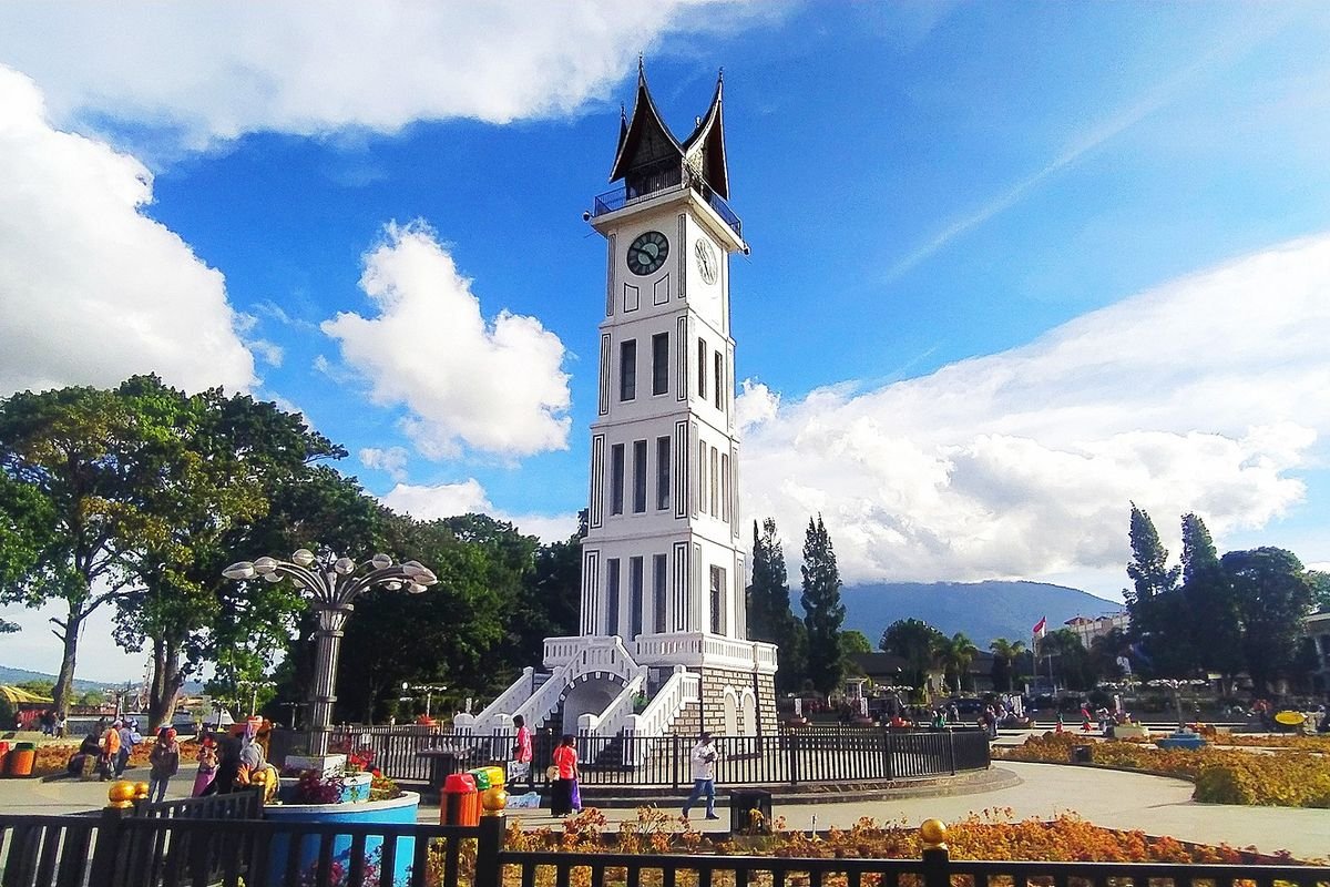 Jam Gadang Bukittinggi, Ikon Legendaris yang Tak Pernah Sepi