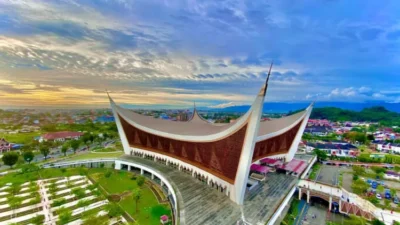 Masjid Raya Syekh Ahmad Khatib Al-Minangkabawi Padang