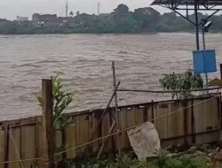 Sungai Cisadane Tangerang Siaga 3, Sirene Bikin Warga Panik