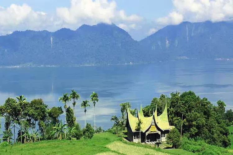 Biaya Masuk Puncak Lawang Terbaru dan Daya Tariknya