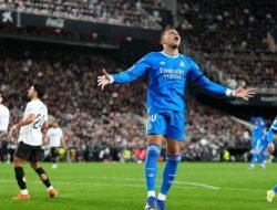Real Madrid Tekuk Valencia 2-0, Mbappe Raih Kemenangan
