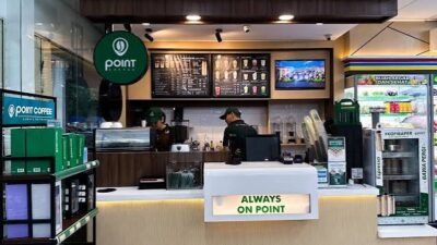Point Coffee Padang menawarkan kopi dan minuman kekinian dengan harga terjangkau. Simak menu, kisaran harga, dan informasi Point Coffee di Padang.